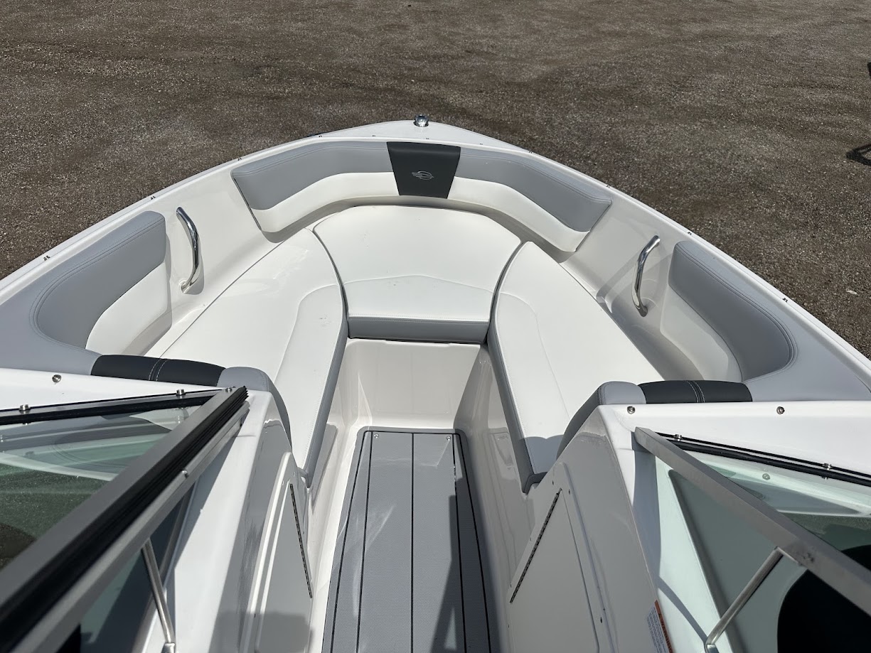 2024 Chaparral 19 SSI OB. 150HP Mercury Fourstroke! - Photo 17